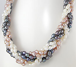 Colier impletit din siraguri cu perle de cultura albe, piersic, negre cu incuietoare din argint