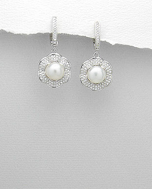 Cercei floare din argint cu pietricele albe si perla 15-1-i4226