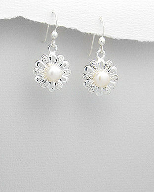 Cercei floricele din argint cu perla alba de cultura 11-1-i2270