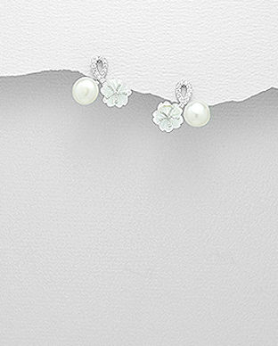 Cercei din argint cu perla de cultura si floricica din scoica alba 11-1-i5731