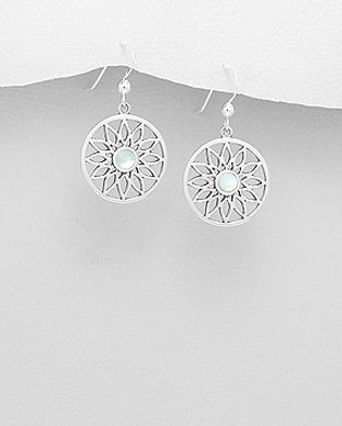 Cercei floarea norocului din argint si sidef alb 11-1-i6167