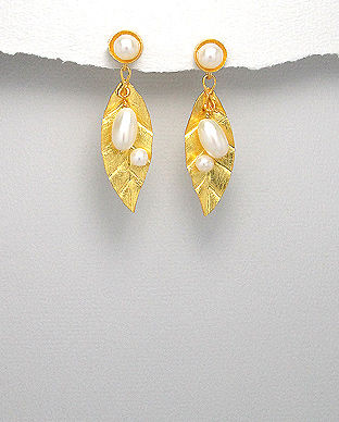 Cercei frunza din argint placat cu aur si perle de cultura albe 11-1-i35400