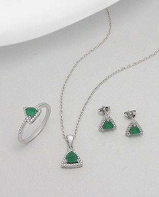 Set din argint cu cubic zirconia si piatra verde: inel, cercei, pandantiv 15-1-i4396V