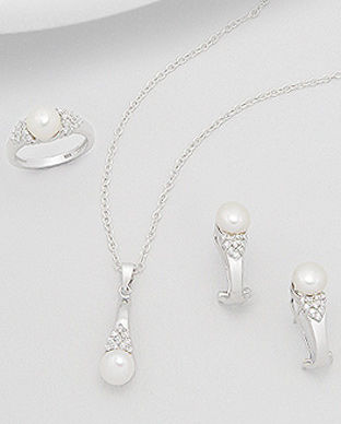 Set din argint cu perle de cultura: inel, cercei, pandantiv 15-1-i4541