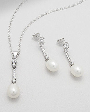 Set din argint cu perle de cultura: cercei si pandantiv 15-1-i4543