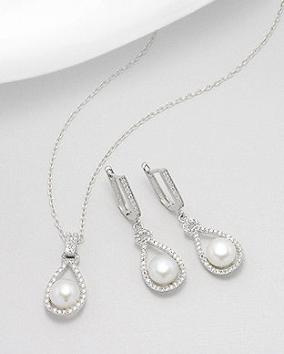 Set din argint: cercei si pandantiv cu perla de cultura alba 15-1-i5353A