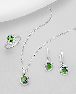 Set din argint si cubic zirconia verde: inel, cercei, pandantiv 15-1-i55234V