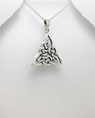 Pandantiv triunghi celtic triquetra din argint 17-1-i61347
