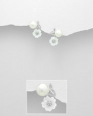 Cercei din argint cu floricica din scoica alba si perla de cultura 11-1-i5512