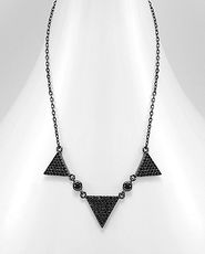 Colier din argint placat cu rodiu negru model triunghi si pietricele 14-1-i5588