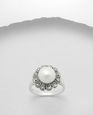 Inel floare din argint cu marcasite cu perla de cultura 12-1-i53258
