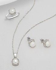 Set: inel, cercei, pandantiv din argint cu perla de cultura 15-1-i4534