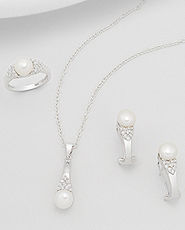 Set din argint cu perle de cultura: inel, cercei, pandantiv 15-1-i4541